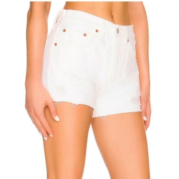 NWT LEVIS FOR ANTHROPOLOGIE WHITE 501 DISTRESSED HI RISE BUTTON FLY SHORTS - Picture 8 of 12